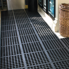 COBA, Fatigue-Step, Anti-slip floor tiles, Anti fatigue, catering kitchen floor application